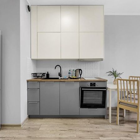 Wlochy Klinkierowa Comfort Apartment Varşova Dış mekan fotoğraf