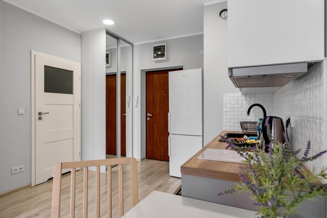 Wlochy Klinkierowa Comfort Apartment Varşova Dış mekan fotoğraf