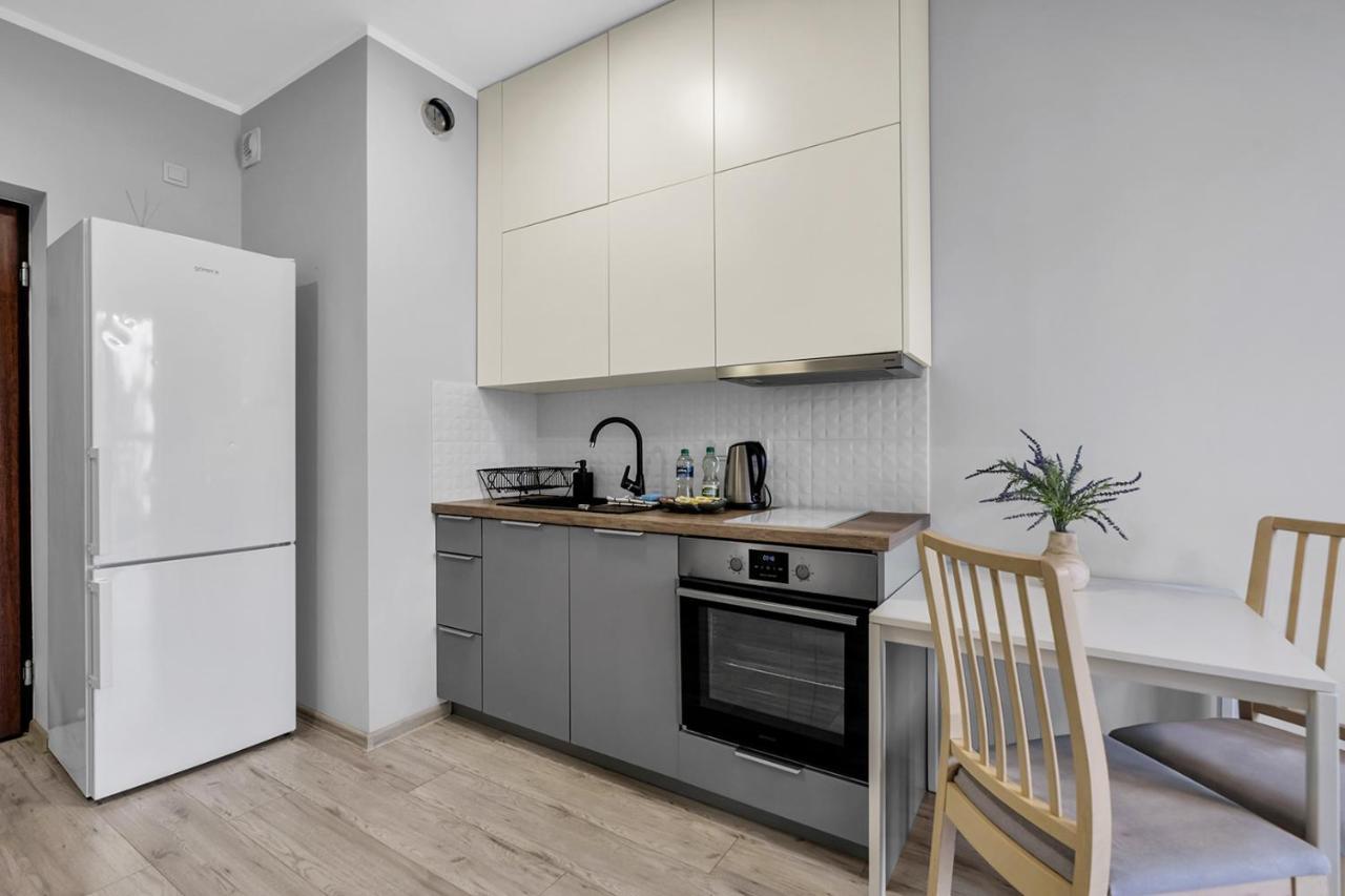 Wlochy Klinkierowa Comfort Apartment Varşova Dış mekan fotoğraf